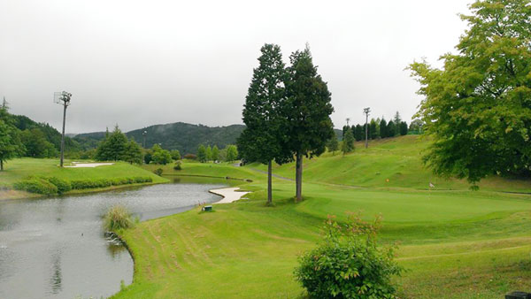 奈良県ゴルフ場-ナパラゴルフクラブ　一本松コース